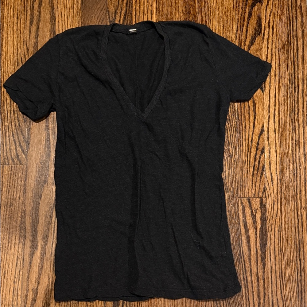 Monrow Black V-Neck Short Sleeve Tee